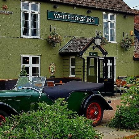 Barton  The White Horse Inn المظهر الخارجي الصورة